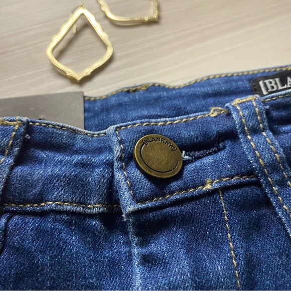 BLANKNYC Distressed High Rise Skinny Jeans - Picture 8 of 14